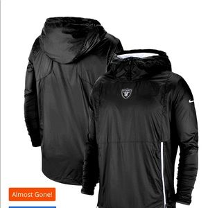 Men Raiders Nike light jacket